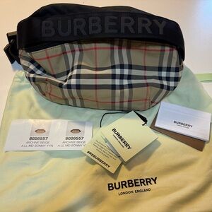✳️NWT✳️BURBERRY ‘Sonny’ Medium Vintage Check Belt Bag
